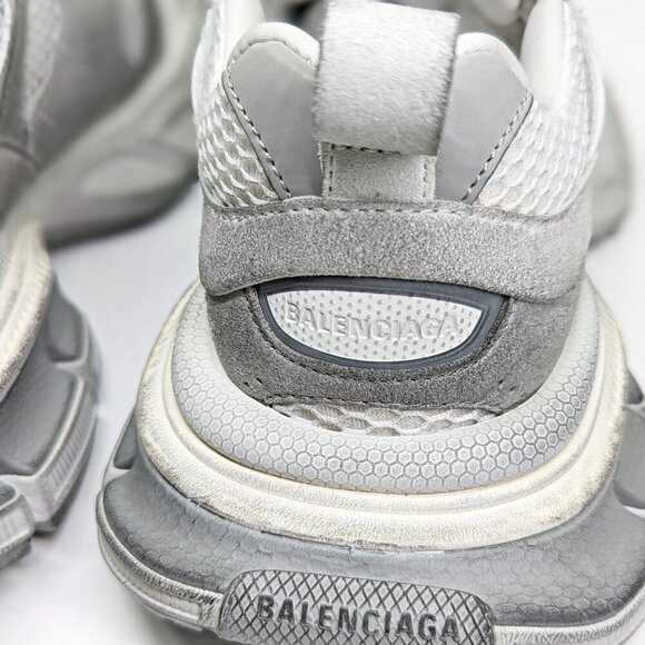 Balenciaga 3XL Distressed Suede & Mesh Sneakers Light Grey Size 37 MSRP $1,130 - Picture 9 of 15